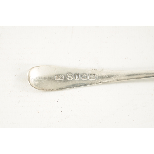 693 - A SET OF SIX GEORGE III SILVER DESERT SPOONS app weight Hester Bateman, London. 1782 and 86. (17.5cm... 