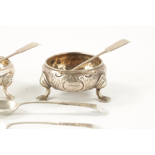 733 - A PAIR AND THREE ODD 18TH CENTURY SILVER CAULDRON SHAPED OPEN SALTS Five Silver fiddle pattern SPOON... 