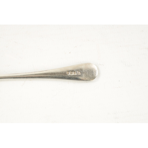 736 - A CASED SET OF GEORGIAN-STYLE SILVER TEASPOONS AND CASED CAKE KNIVES the spoons with rattail motif o... 