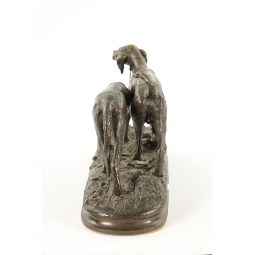 1018 - CHRISTOPE FRATIN (1801 - 1864). A 19TH CENTURY BRONZE ANIMALIER SCULPTURE depicting two Pointers on ... 