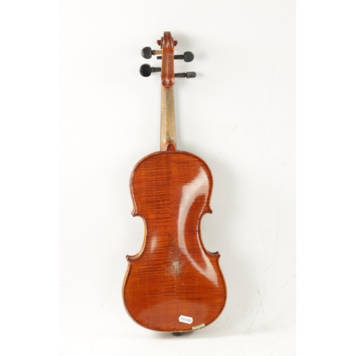 1113 - AN OLD CHILDRENS VIOLIN length of back 332mm (length of back 332mm)