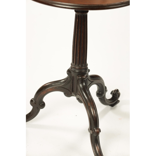 1498 - A GEORGE II CHIPPENDALE MAHOGANY KETTLE STAND with circiular moulded edge top above a tapering reede... 