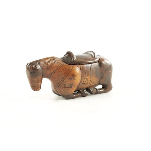 160 - A 19TH CENTURY ORIENTAL CARVED SNUFF BOX formed as a Horse (10.5cm wide )