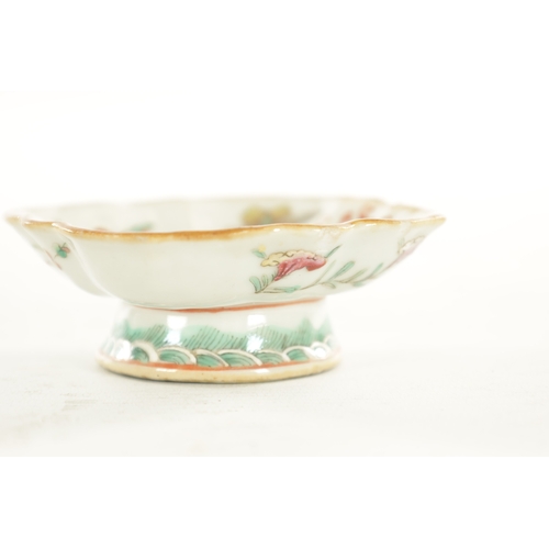 231 - A 19TH CENTURY CHINESE PORCELAIN FOOTED DISH OF SMALL SIZE decorated with coloured enamels highlight... 