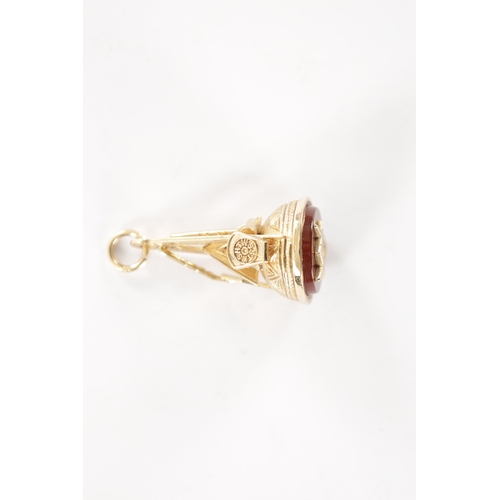 291 - A 9CT GOLD AND CARNELIAN MASONIC FOB Total weight app. 8g. (36mm long)