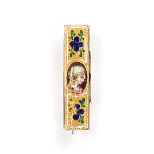 342 - AN EARLY 20TH CENTURY GILT MOUNTED ENAMEL BROOCH decorated with floral panels and portrait centre (3... 