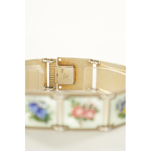 390 - NORWEGIAN SILVER AND GUILLOCHE ENAMEL BRACELET, each square link painted with various flowers. (19cm... 