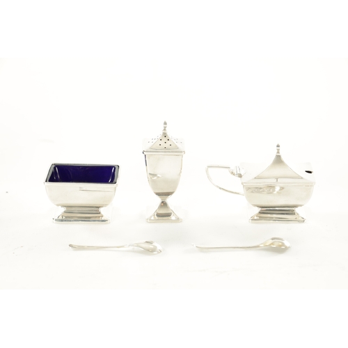 410 - A CASED THREE-PIECE SILVER CONDIMENT SET by Deakin & Francis Ltd, Birmingham, 1930, 142g