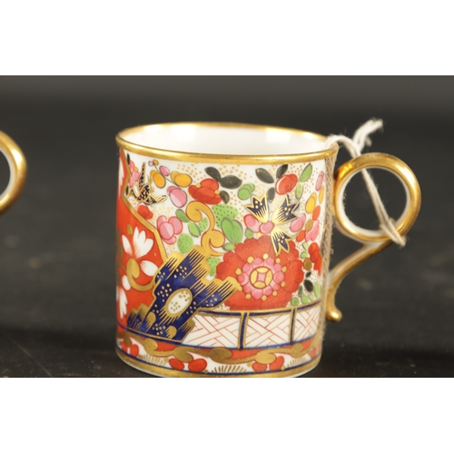 110 - A SET OF THREE FLIGHT BARR AND BARR COFFEE CANS DECORATED IN IMARI PATTERN (6.5cm high)