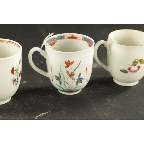 113 - A COLLECTION OF FOUR WORCESTER COFFEE CUPS CIRCA 1770 WITH ENAMELLED DECORATION (7cm high)