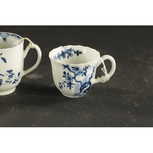 135 - A WORCESTER HOLLOW ROCK LILY PATTERN FLUTED CUP CIRCA 1760, TOGETHER WITH THREE SIMILAR COFFEE CUPS ... 