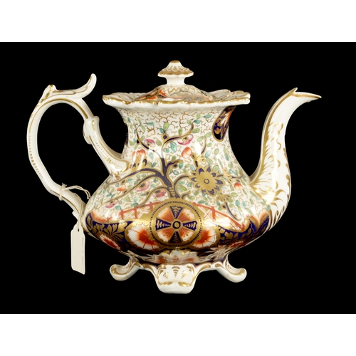 138 - A COALPORT TYPE PORCELAIN TEAPOT painted in the Imari style (19cm)