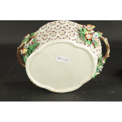 139 - A WORCESTER PORCELAIN CHESTNUT BASKET AND COVER WITH ENAMELLED FLOWER DECORATION CIRCA 1770 (20cm wi... 