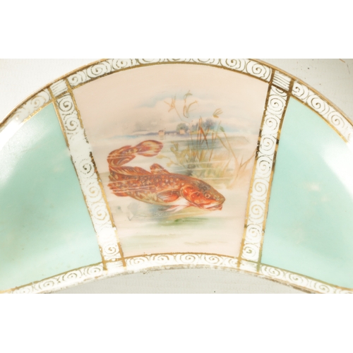 175 - AN FSC CZECHOSLOVAKIAN QUALITY PORCELAIN FISH SERVICE comprising of a salmon dish and six crescent s... 