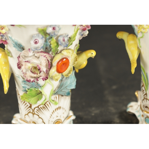 180 - A PAIR OF EARLY 19TH CENTURY SPODE SPILL VASES WITH BIRDS AND FLOWERS (12.5cm high)