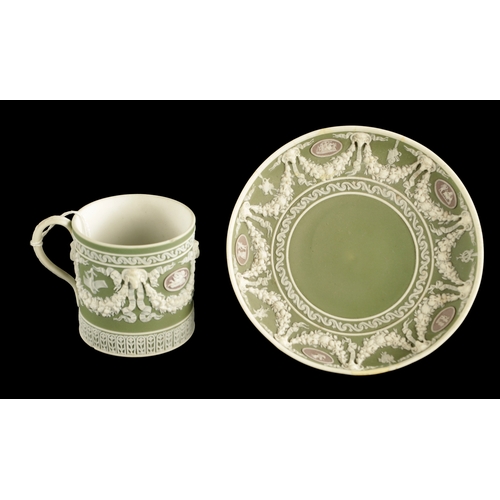 198 - A WEDGEWOOD THREE-COLOUR COFFEE CAN AND SAUCER CIRCA 1840 (7cm high)