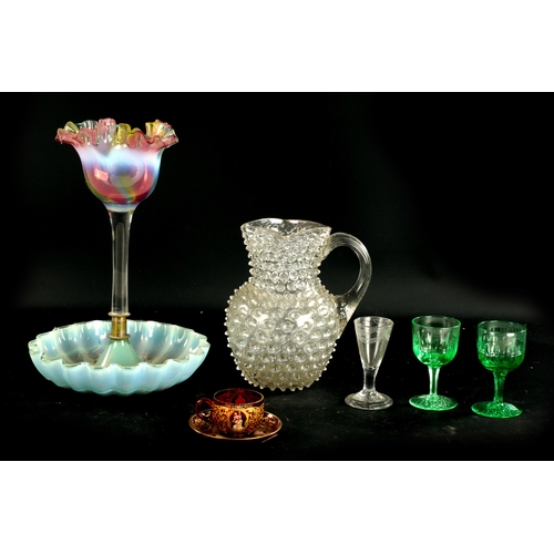 21 - A COLLECTION OF 19TH CENTURY GLASSWARE