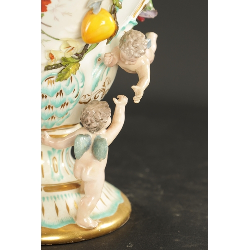 212 - AN EARLY 19TH CENTURY MINTON PORCELAIN VASE IN THE MEISSEN STYLE PAINTED WITH FLOWERS (42cm high)