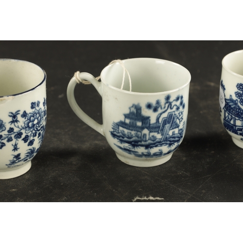 226 - A COLLECTION OF FIVE WORCESTER PRINTED COFFEE CUPS CIRCA 1770 (7cm high)