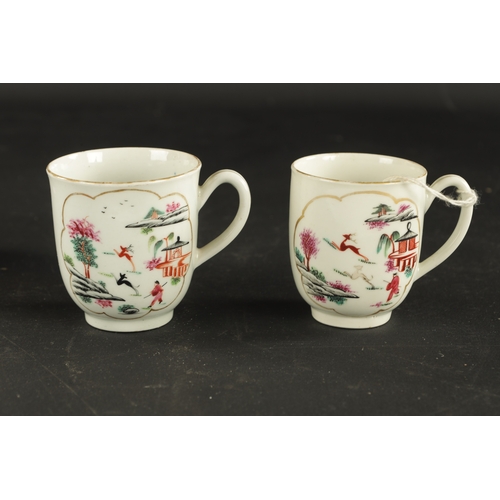 243 - TWO WORCESTER PORCELAIN CUPS CIRCA 1770 painted with the stag hunt pattern (6.5cm high)