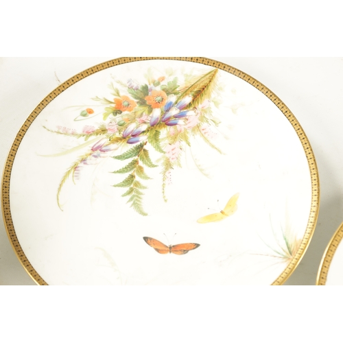 261 - A ENGLISH PORCELAIN PART DESSERT SERVICE CIRCA 1870 comprising one comport and size dessert plates. ... 