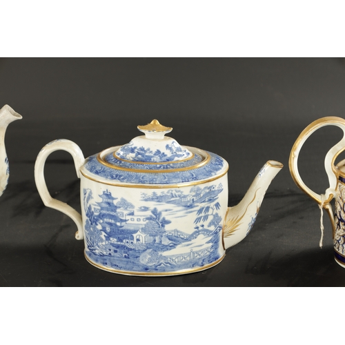 289 - THREE LATE 18TH CENTURY ENGLISH PORCELAIN TEAPOTS AND TWO PEARLWARE COFFEE POTS (28cm high and small... 