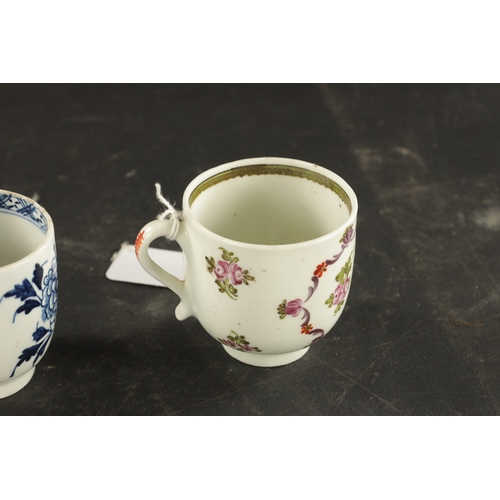 290 - LOWESTOFT PORCELAIN CUP ENAMELLED WITH FLOWERS AND CUP PAINTED IN BLUE WITH A CHINESE GARDEN SCENE C... 