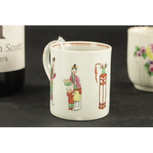 307 - A WORCESTER PORCELAIN COFFEE CAN PRINTED AND PAINTED WITH CHINESE FIGURES TOGETHER WITH A FLUTED COF... 