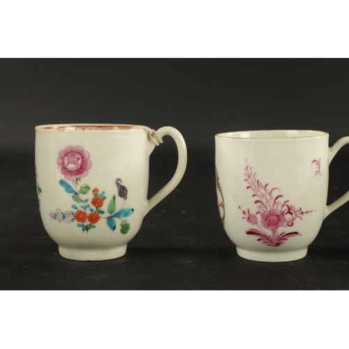 318 - A COLLECTION OF FIVE WORCESTER PORCELAIN COFFEE CUPS PAINTED WITH FLOWERS CIRCA 1775 (6.5cm high)