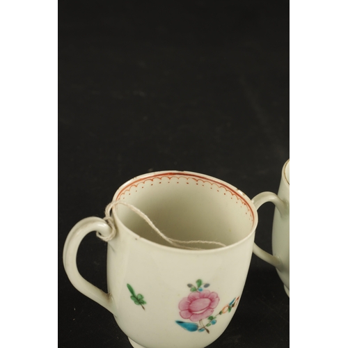 318 - A COLLECTION OF FIVE WORCESTER PORCELAIN COFFEE CUPS PAINTED WITH FLOWERS CIRCA 1775 (6.5cm high)