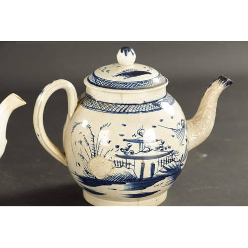 386 - A GROUP OF THREE EARLY 19TH CENTURY ENGLISH PEARLWARE TEAPOTS (16cm high and smaller )