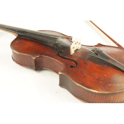 423 - AN ANTIQUE VIOLIN with one piece back in wooden case with bow, length of back 358mm (59.5cm overall ... 