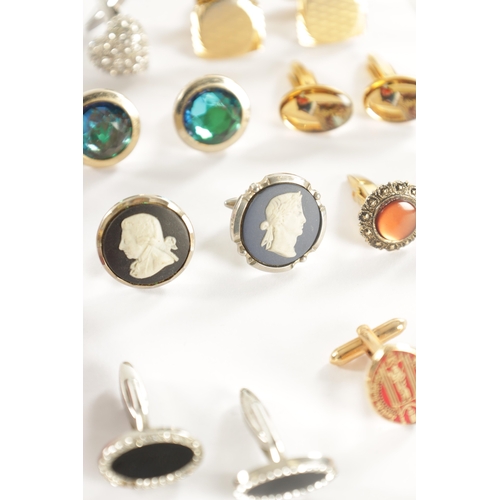 476 - A COLLECTION OF CUFFLINKS AND BUTTONS of various designs.