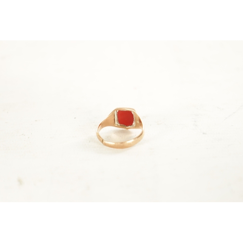 498 - A GENTLEMAN’S VINTAGE 15CT GOLD SARDONYX SIGNET RING AND A 9CT GOLD CARNELIAN SIGNET RING the total ... 