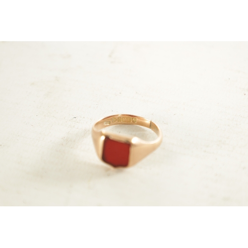 498 - A GENTLEMAN’S VINTAGE 15CT GOLD SARDONYX SIGNET RING AND A 9CT GOLD CARNELIAN SIGNET RING the total ... 