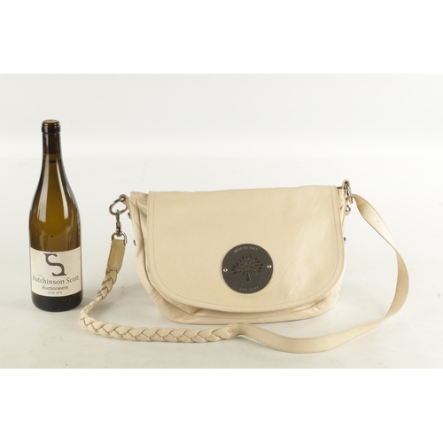 673 - A MULBERRY CREAM LEATHER DARIA SHOULDER BAG with brown dust cover