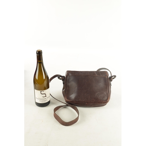 695 - A MULBERRY BROWN LEATHER BAG