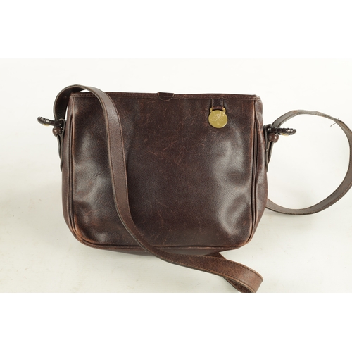 695 - A MULBERRY BROWN LEATHER BAG