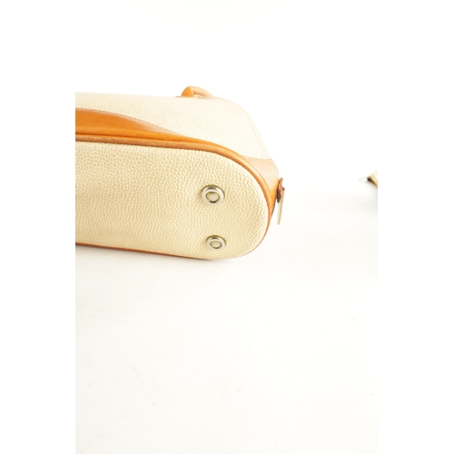 706 - A MULBERRY CREAM AND TAN LEATHER HANDBAG with dust cover