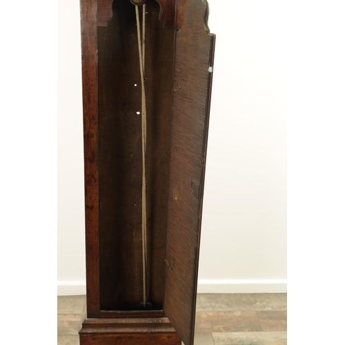 812 - A SMALL 18TH CENTURY 30-HOUR LONGCASE CLOCK the slender oak case with shaped door and turned pillars... 