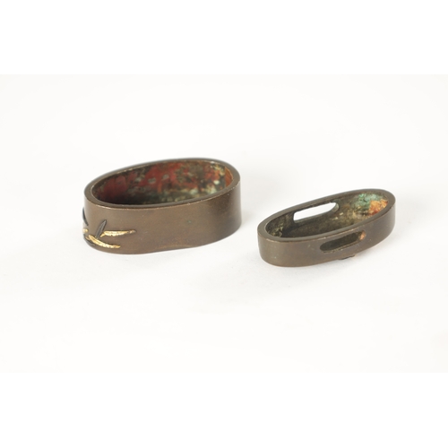 199 - A FINE EDO PERIOD JAPANESE MIXED METAL AND BRONZE FUCHI KASHIRA (3.5cm wide )