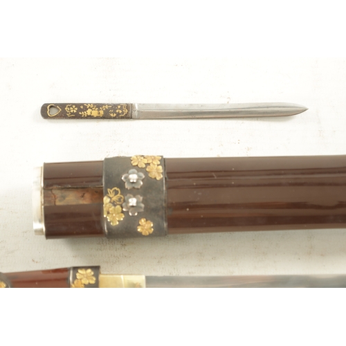 218 - A 19TH CENTURY JAPANESE LACQUER WORK AND MIXED METAL MOUNTED TANTO the lacquered saya decorated with... 