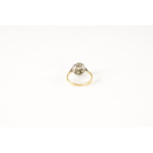 252 - AN 18CT GOLD AND DIAMOND DAISY RING, with an app. 0.5ct centre stone surrounded by eight smaller sto... 