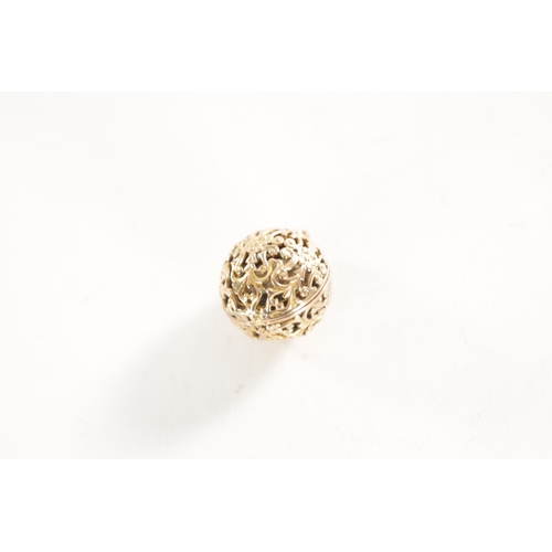 287 - A RARE 17TH/18TH CENTURY BEZOAR STONE IN 14CT GOLD FILIGREE WORK OUTER CASE - possibly Dutch East In... 