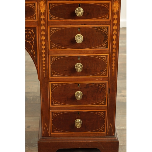 1390 - MAPLE & CO. (LONDON). A FINE 19TH CENTURY FIGURED MAHOGANY, SATINWOOD CROSS-BANDED AND MARQUETRY INL... 