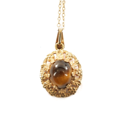 276 - A 9CT GOLD PENDANT NECKLACE WITH CABOCHON TIGER EYE, total weight app. 3.6g