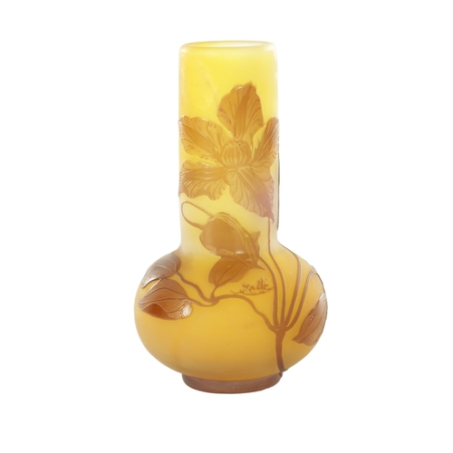 18 - A SIGNED EMILE GALLE CAMEO ART GLASS CABINET VASE. the bulbous body and cylindrical neck overcarved ... 