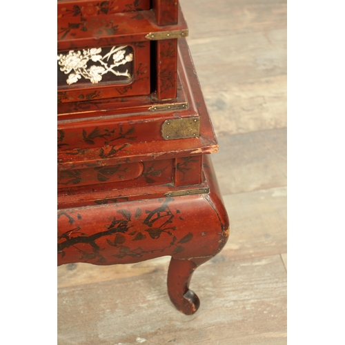 190 - A JAPANESE MEIJI PERIOD SHIBAYAMA LACQUERWORK COLLECTORS DISPLAY CABINET with scarlet lacquer ground... 