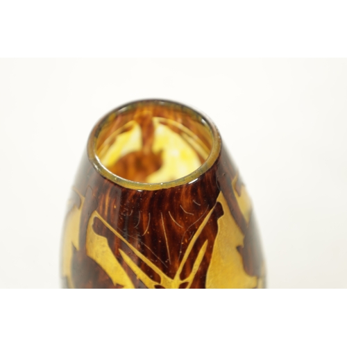 22 - A CHARLES SCHNEIDER ART DECO LE VERRE FRANCAIS CAMEO GLASS VASE the striated yellow vaseline ground ... 