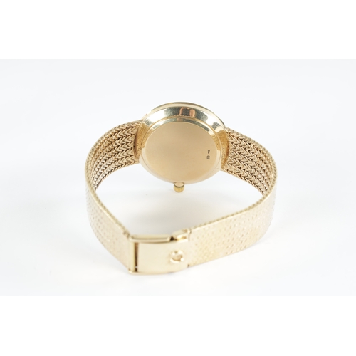 366 - A 9CT GOLD OMEGA CONSTELLATION GENTLEMANS QUARTZ WRISTWATCH ON A MILANESE STYLE BRACELET WITH LADDER... 